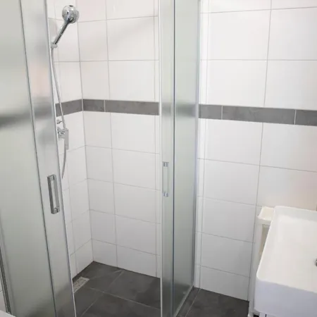 Amenity בית הארחה 3*